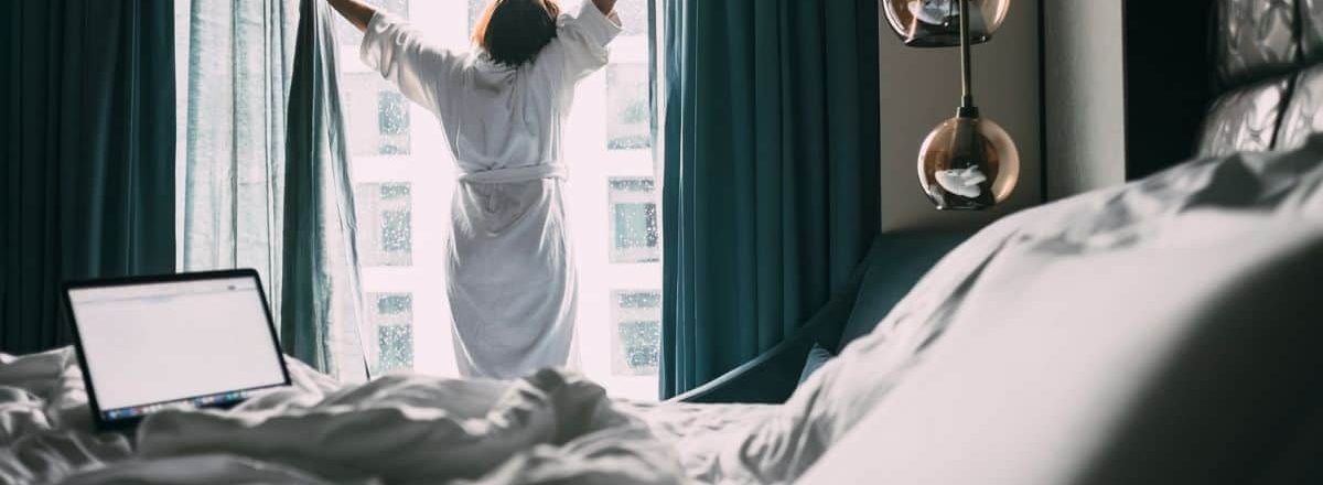 Hotel room IHG elite status extension