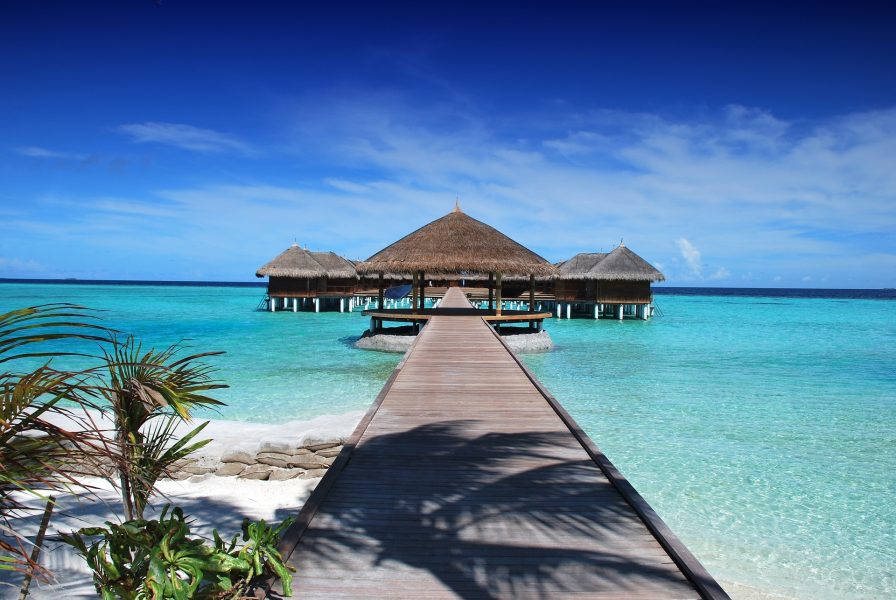 beach 666122 1920 IHG Free Night
