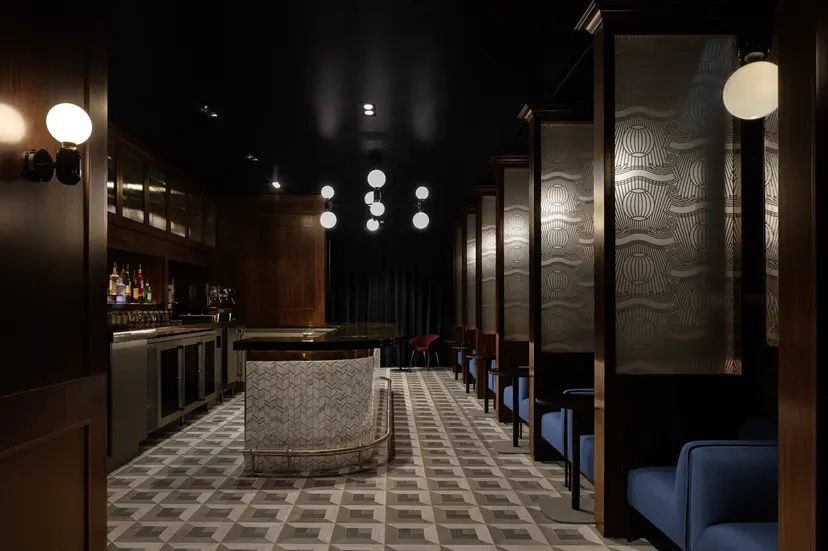american express lounges